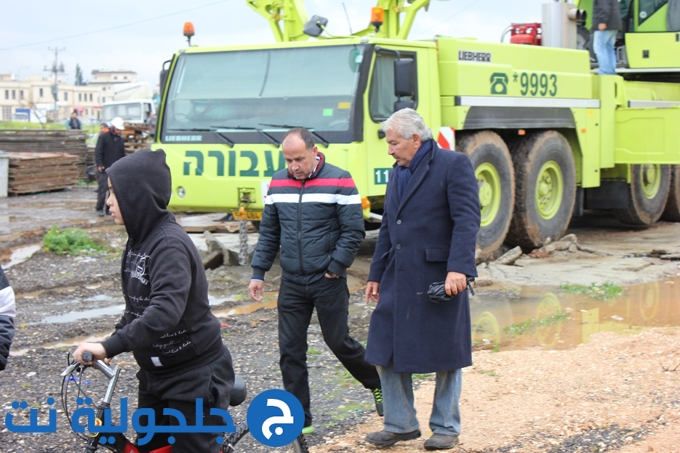 رفع قبة مسجد الروضة في جلجولية